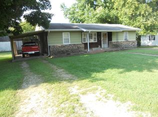 202 W 13th St, Cassville, MO 65625