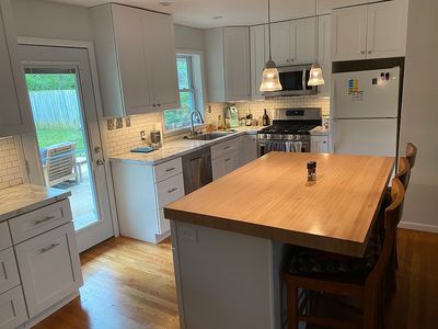 1404 Hartford Rd, Manhattan, KS, 66502
