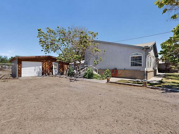 4th image of 13 Maestas Rd