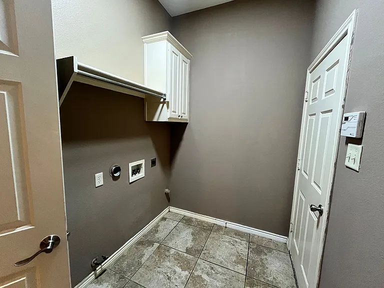 5313 Stone Brooke Xing — Photo 24