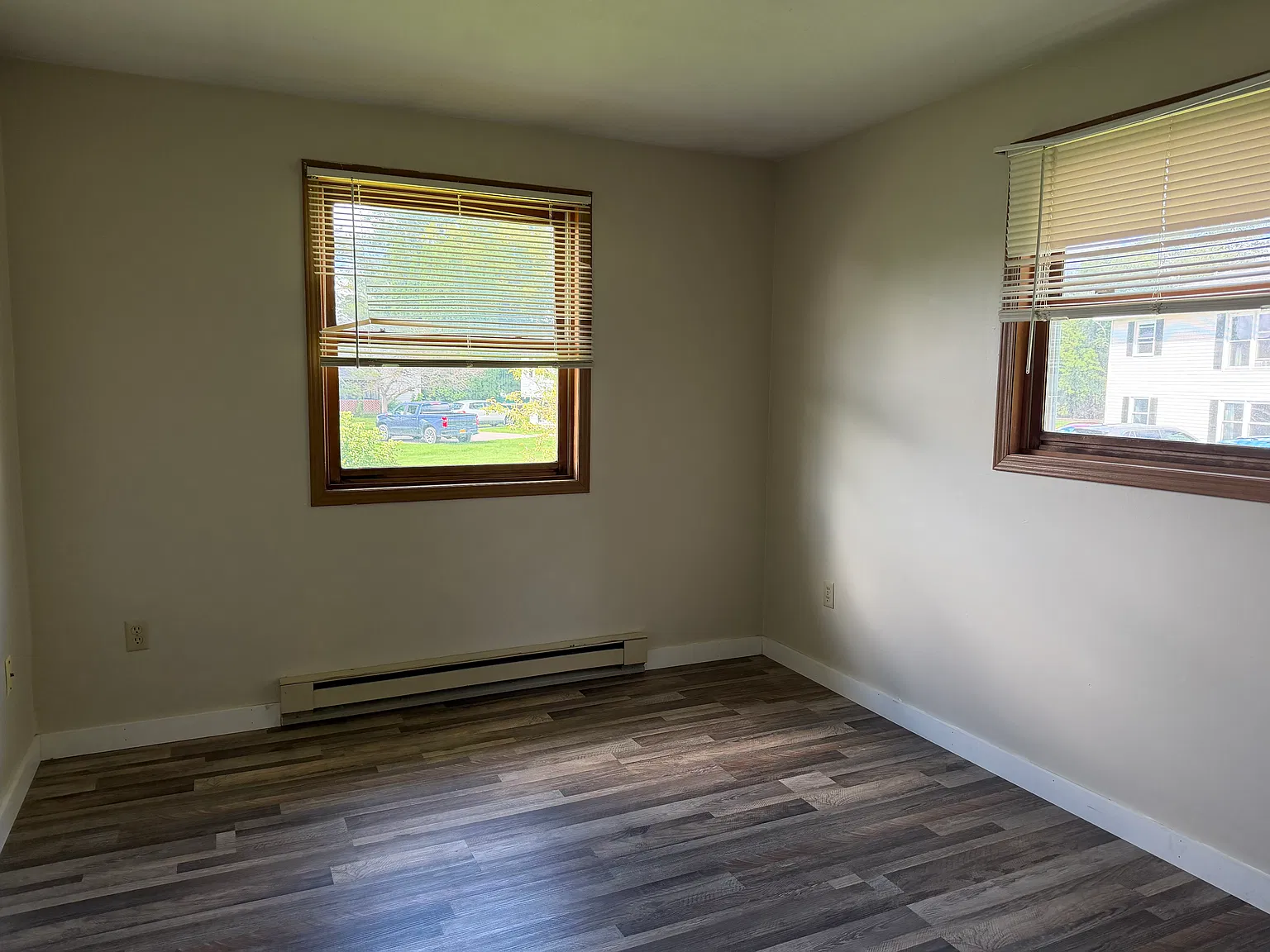 3 bed, 2086 sqft, $1,500 — Photo 1