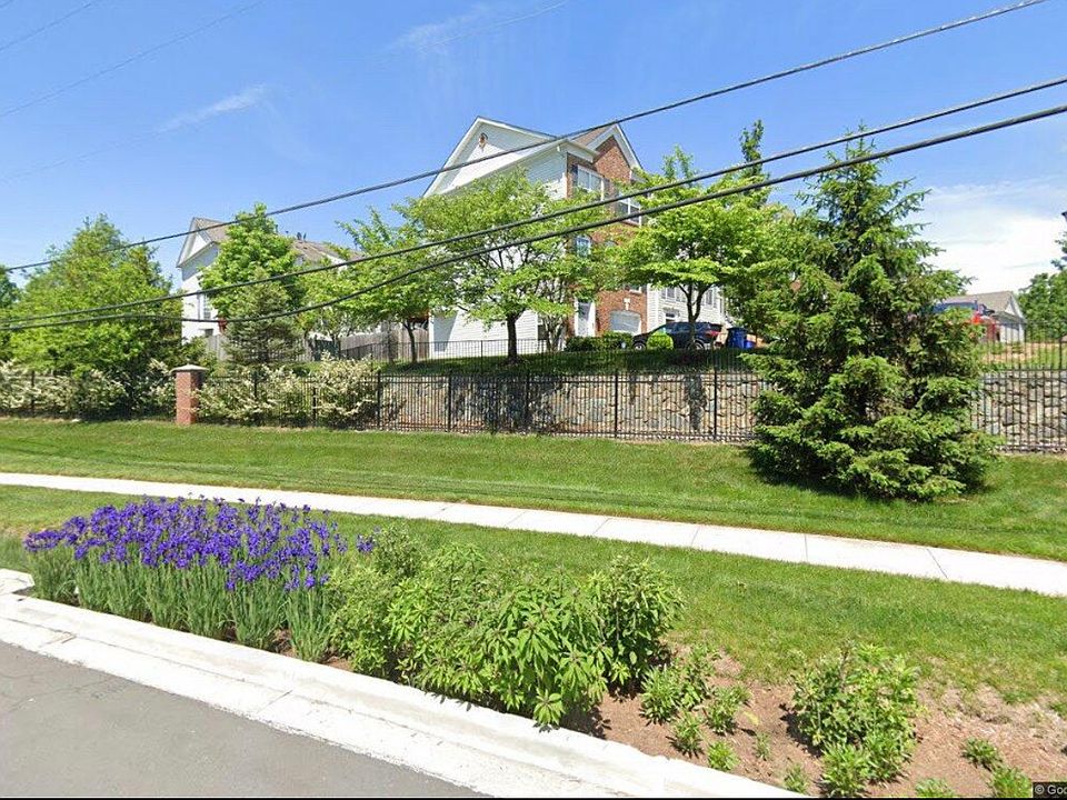 2nd image of 11510 Sutherland Hill Way