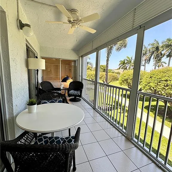 555 Park Shore Dr #B-205 — Photo 32