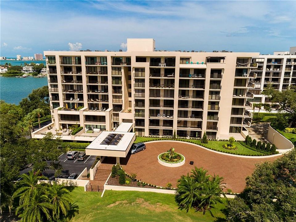 1st image of 4 Belleview Blvd APT 208