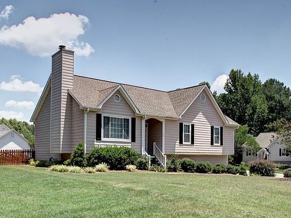 2nd image of 301 Rose Creek Way