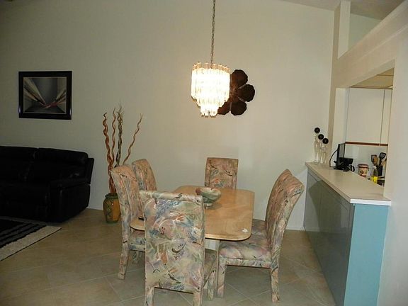 3rd image of 5439 Palm Springs Ln APT A