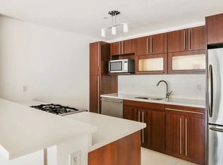 302 2nd St APT 3F, Brooklyn, NY 11215