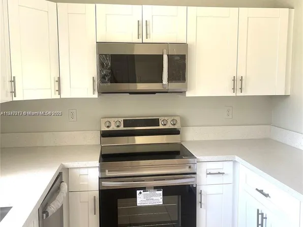 20439 NW 15th Ave, Miami, FL 33169