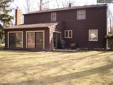 3rd image of 32594 Carriage Ln