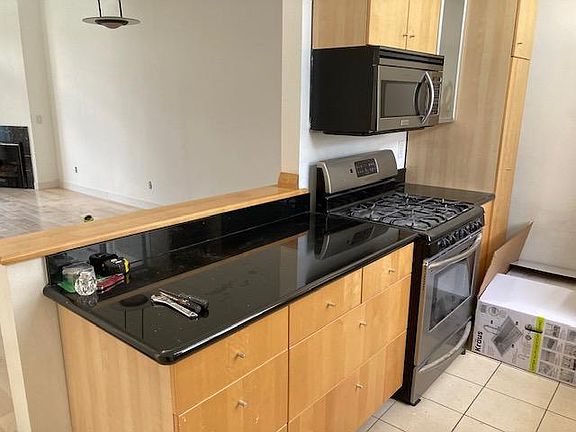 2nd image of 4715 Vista Del Monte Ave APT 208
