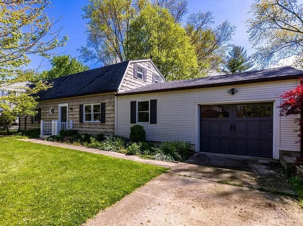 1218 Albert Cir, Oxford, OH 45056