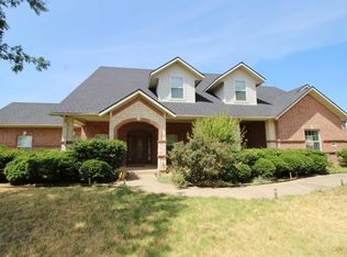 186 S Oak Branch Rd, Waxahachie, TX 75167