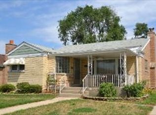 3148 W 100th St, Evergreen Park, IL 60805
