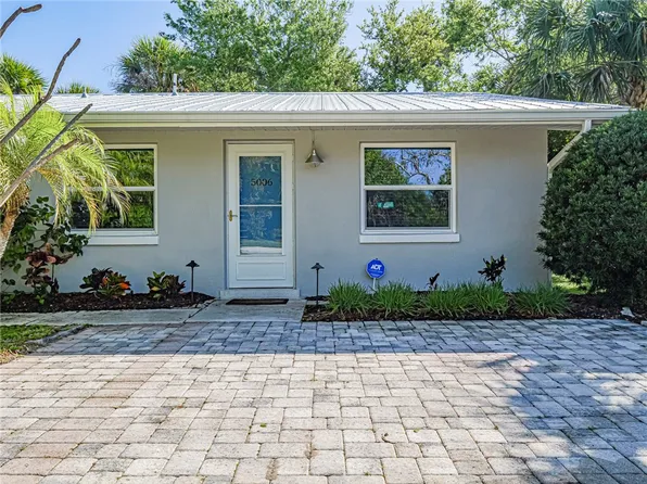 5008 Tradewinds Dr, Vero Beach, FL 32963