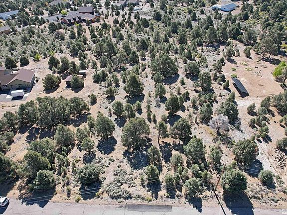 4th image of 3251 Highland Way