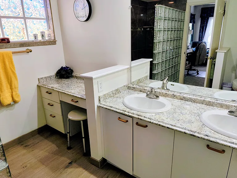 Master bathroom: double sink and vanity
