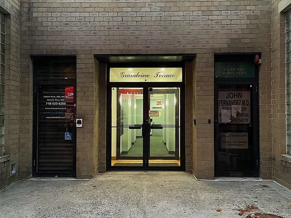 55-36 69th Place #R9, Maspeth, NY 11378