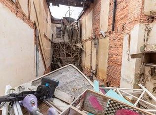 2304 E Hoffman St, Baltimore, MD 21213