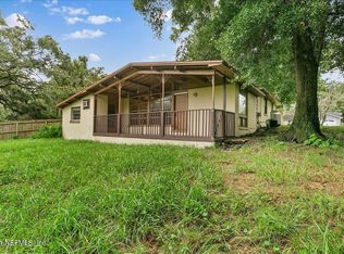1071 Chapeau Rd, Jacksonville, FL 32211