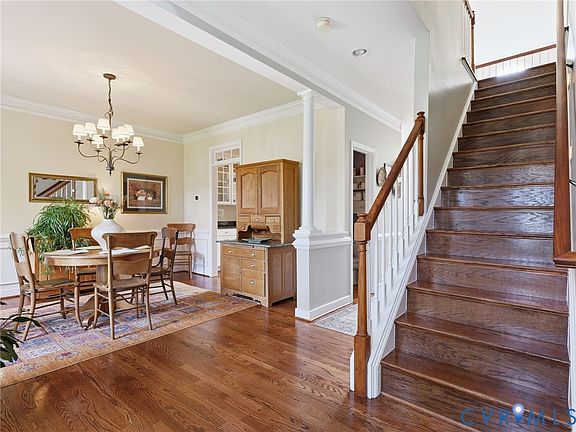 3rd image of 9375 Indianfield Dr