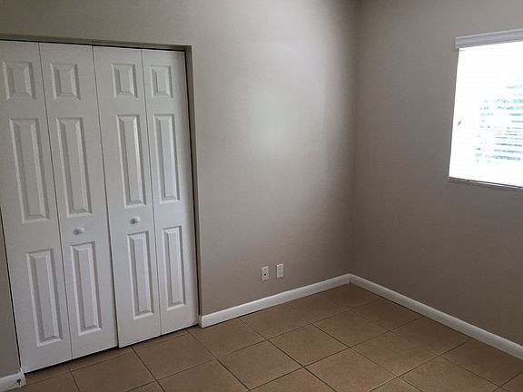 5th image of 3060 NE 13th Ave APT 8