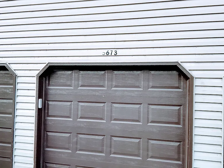 5673 Brandlwood Ct — Photo 14
