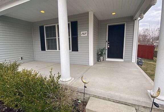 2nd image of 2809 Marblewood Dr