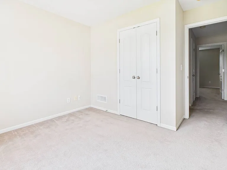 703 Iron Horse Dr — Photo 10