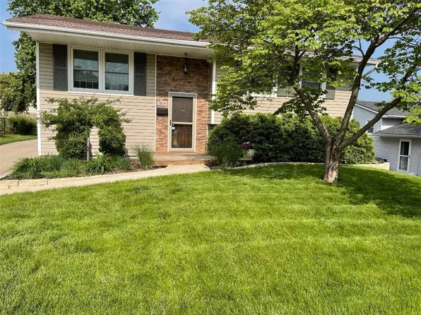 3836 E 39th Ct, Des Moines, IA 50317