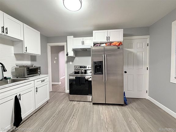 4th image of 19605 Kelly Rd