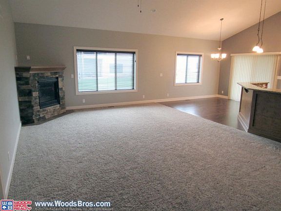 4th image of 9359 S 32nd St