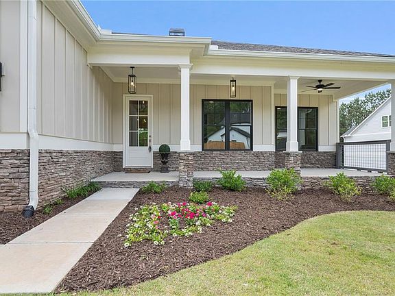 2nd image of 6830 Heard Ln