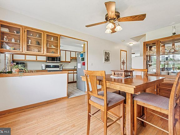 5th image of 508 Lancaster Ct #493