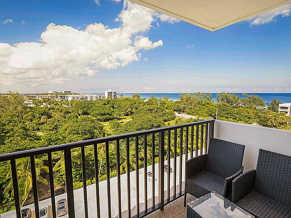4th image of 2121 N OCEAN Boulevard #1004E