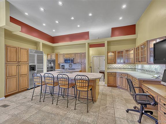 2nd image of 20 Peachtree Cir