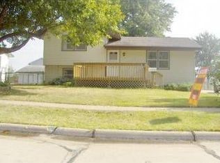 306 15th St SE, Altoona, IA 50009