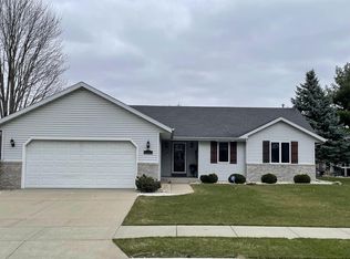 4440 W Rotamer Rd, Janesville, WI 53546