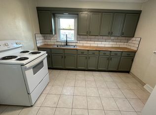 217 S Gardner St, Barnesville, OH 43713