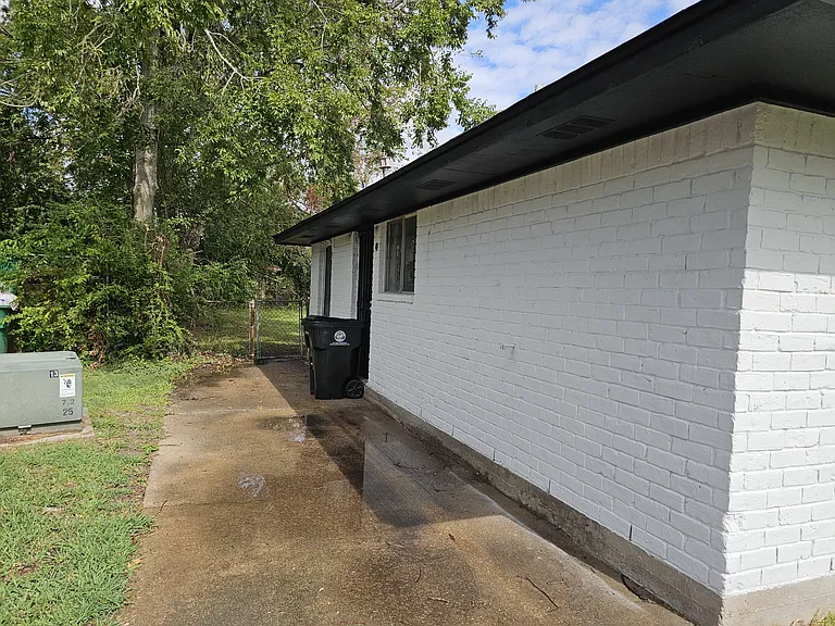 11023 Linvale Dr — Photo 15
