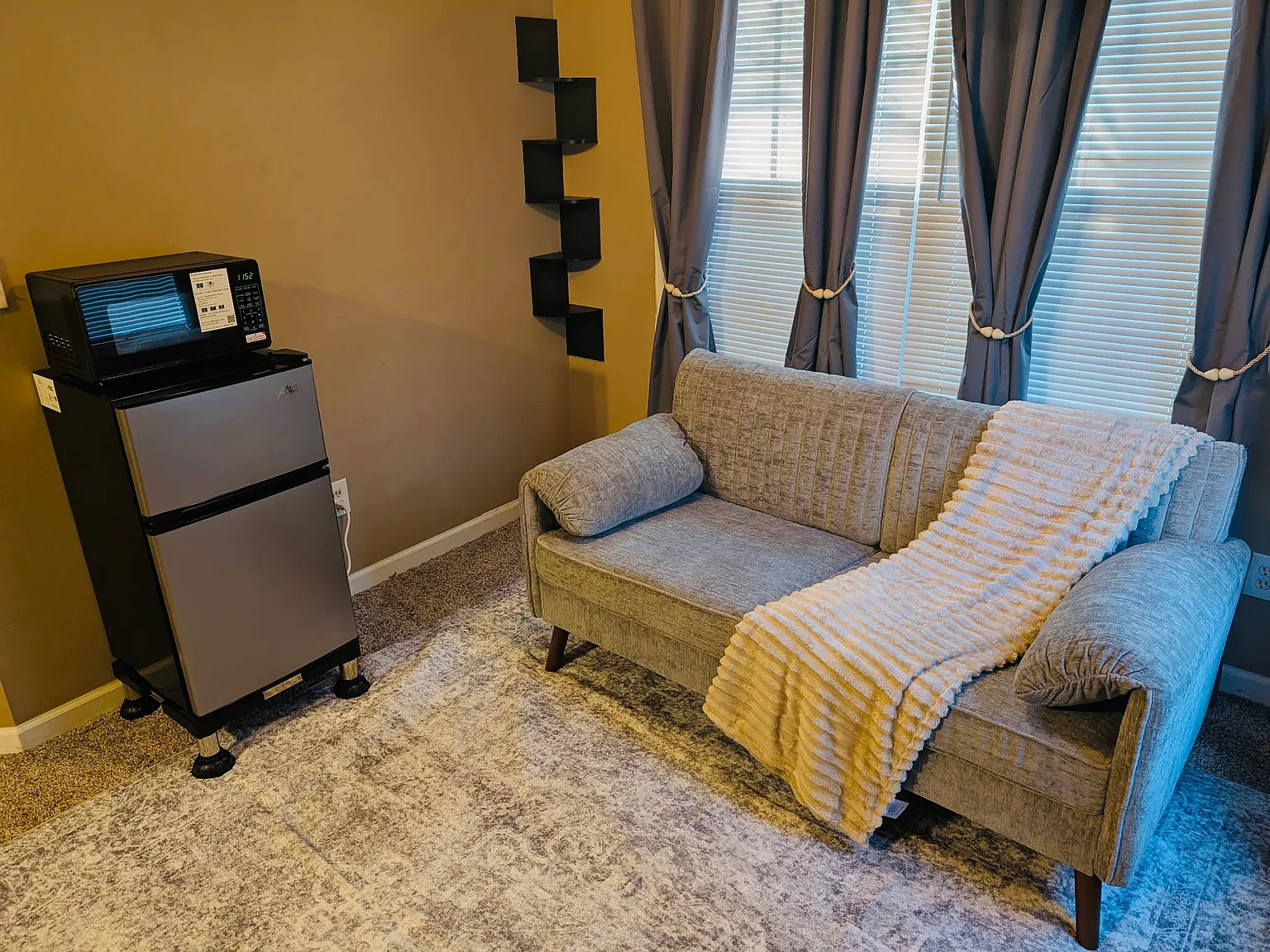 180 Pebble Brooke Ct — Photo 4