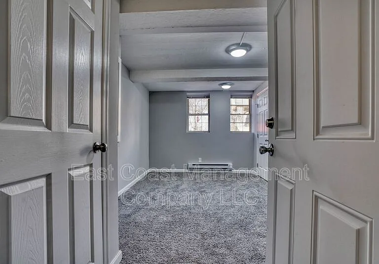 2110 Taylor Ave #B — Photo 6