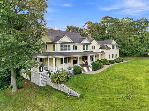 2nd image of 10 Bartelli Rd
