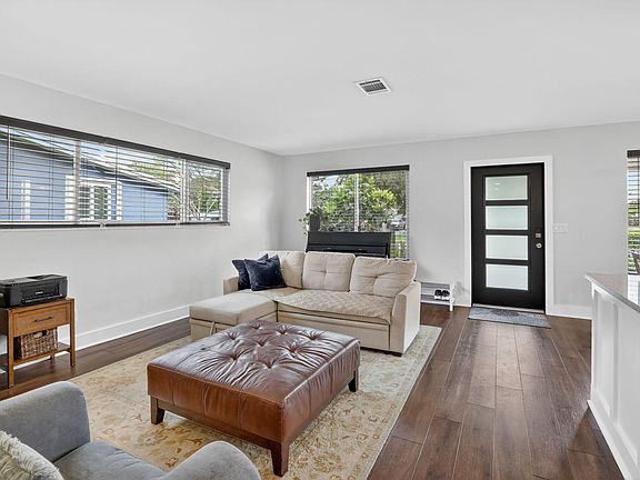 5th image of 4219 W Park Road
