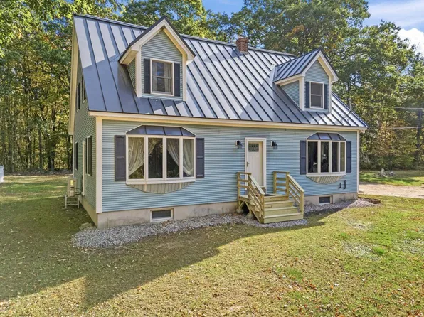 107 Dorr Road, Wiscasset, ME 04578