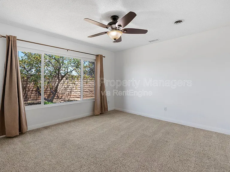 11004 Collinwood Dr — Photo 24