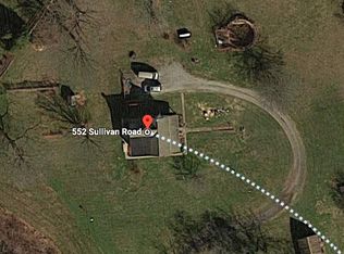 552 Sullivan Rd, Avondale, PA 19311