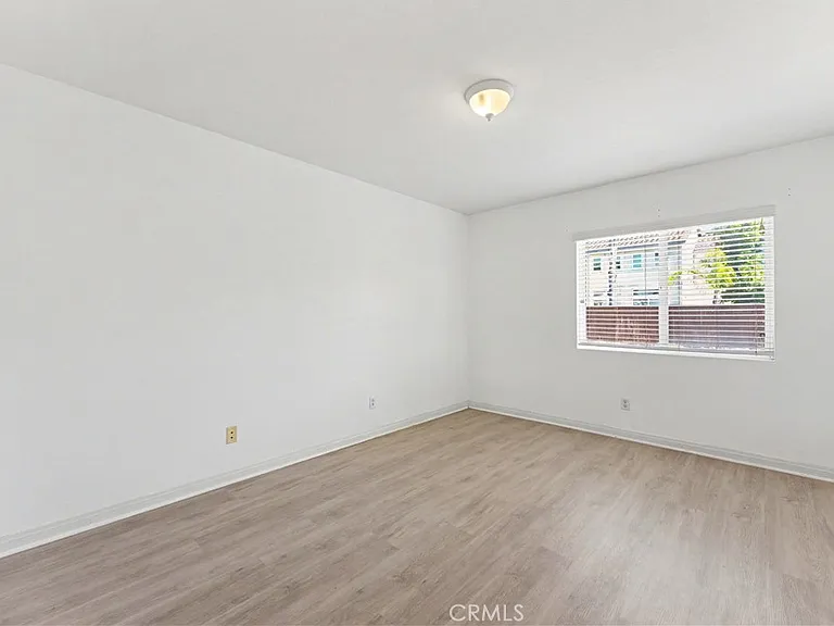 29535 Hyperion St — Photo 31