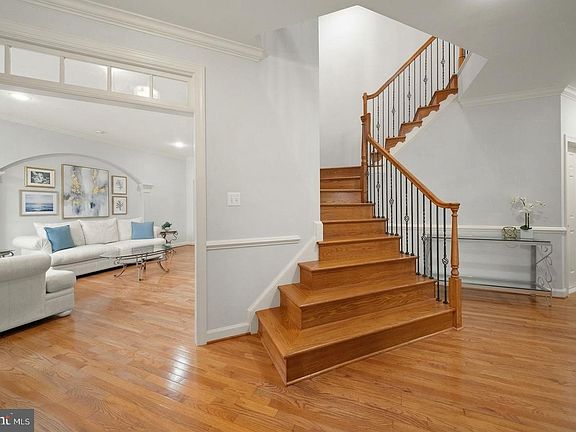 4th image of 13770 Henry Pond Ct