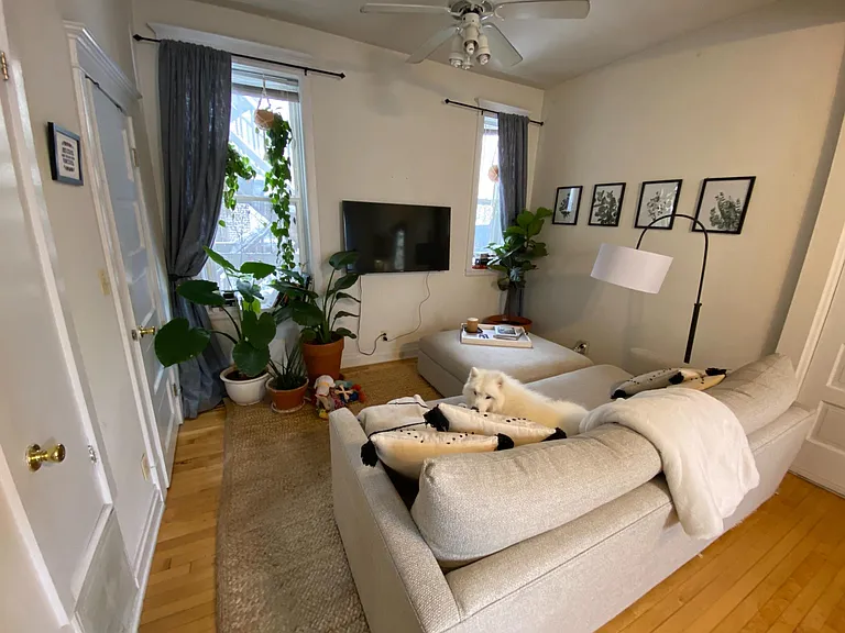 1434 N Greenview Ave #2R — Photo 2