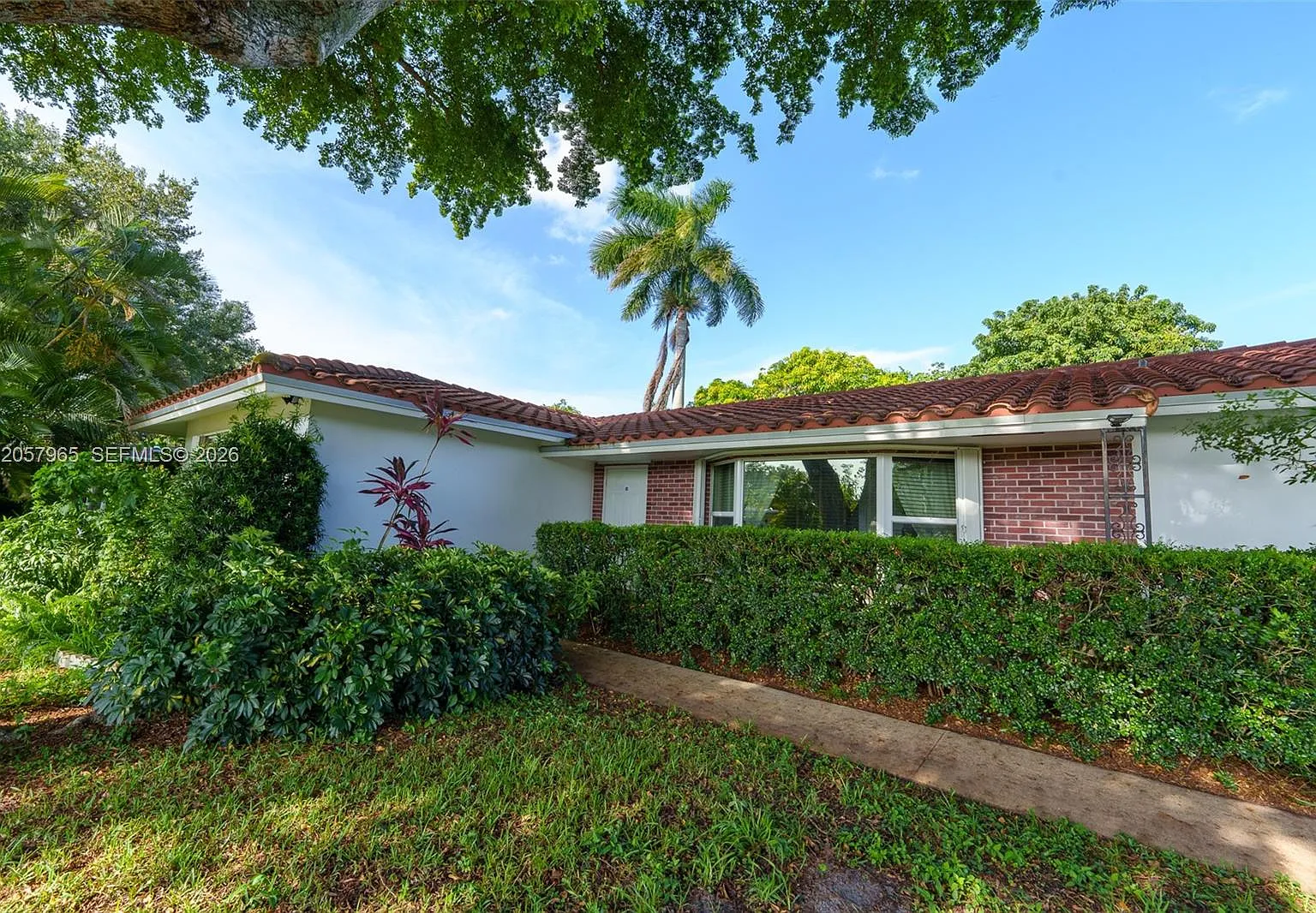 Plantation Manors-Resub — Photo 2